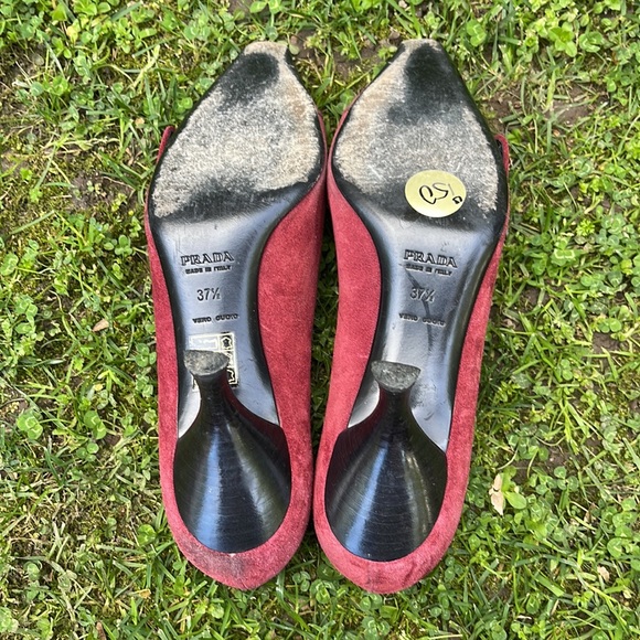 Prada Suede Heels - size 37 1/2 - Picture 6 of 8